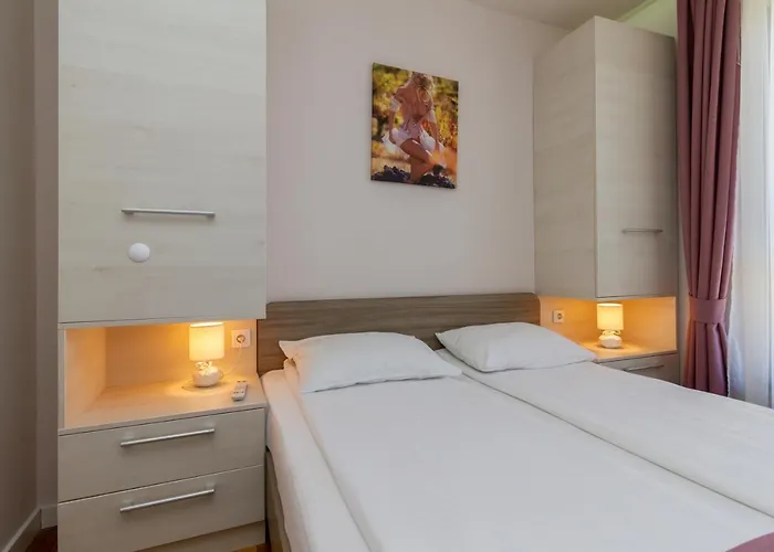 아파트 Time Out Wine 즐라티보